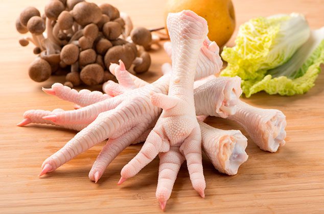Las patas de pollo